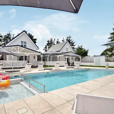 Vakantiehuis In With Wifi Kołczewo